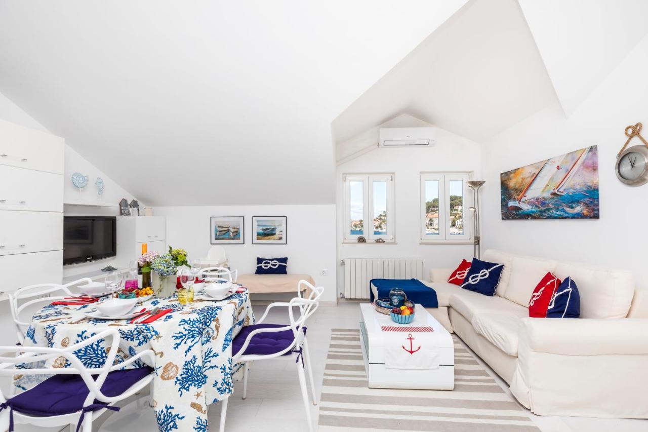 Apartments Priko 63 Mali Lošinj Buitenkant foto