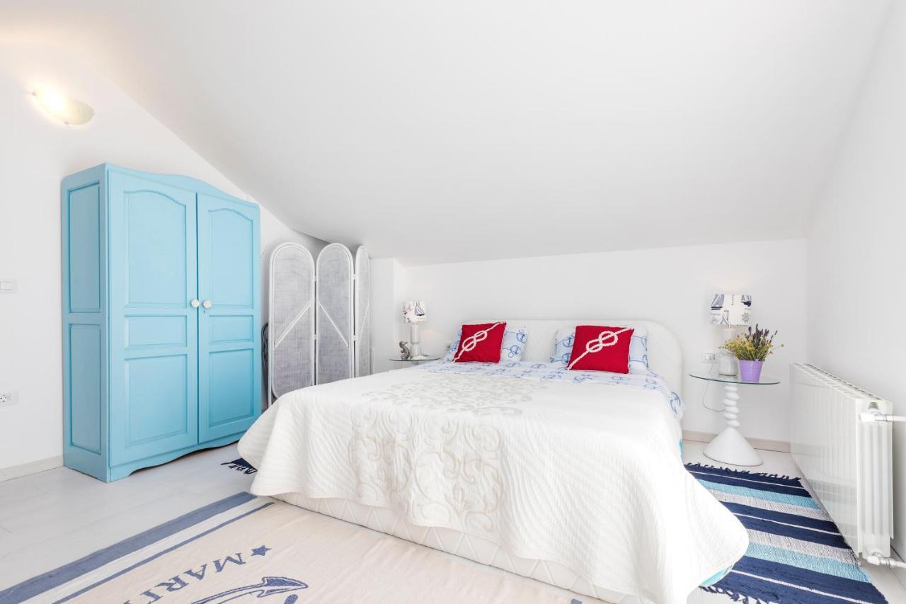 Apartments Priko 63 Mali Lošinj Buitenkant foto